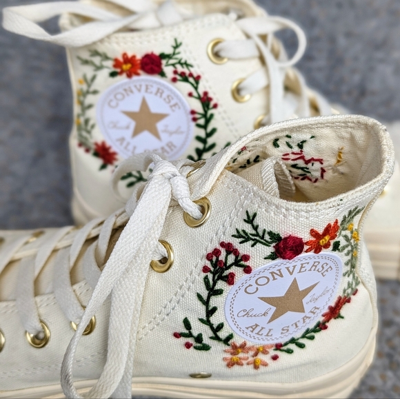 Converse 70's Cream Custom Embroidered High Tops, Sz 6.5 - Picture 4 of 11
